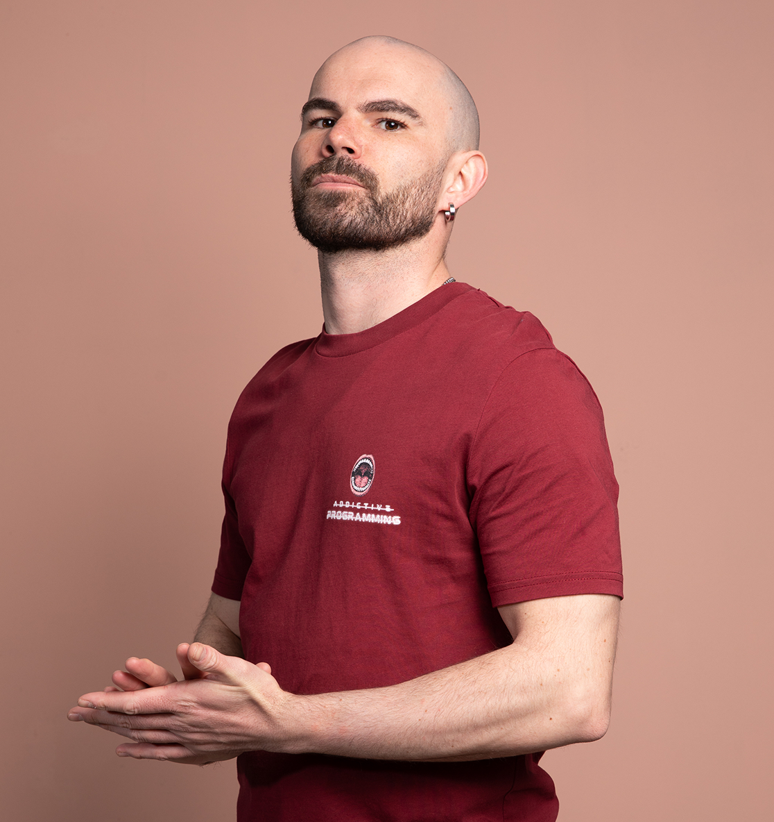 Jeder normale Mensch weiß doch dass da ein Programm ist - Organic Shirt